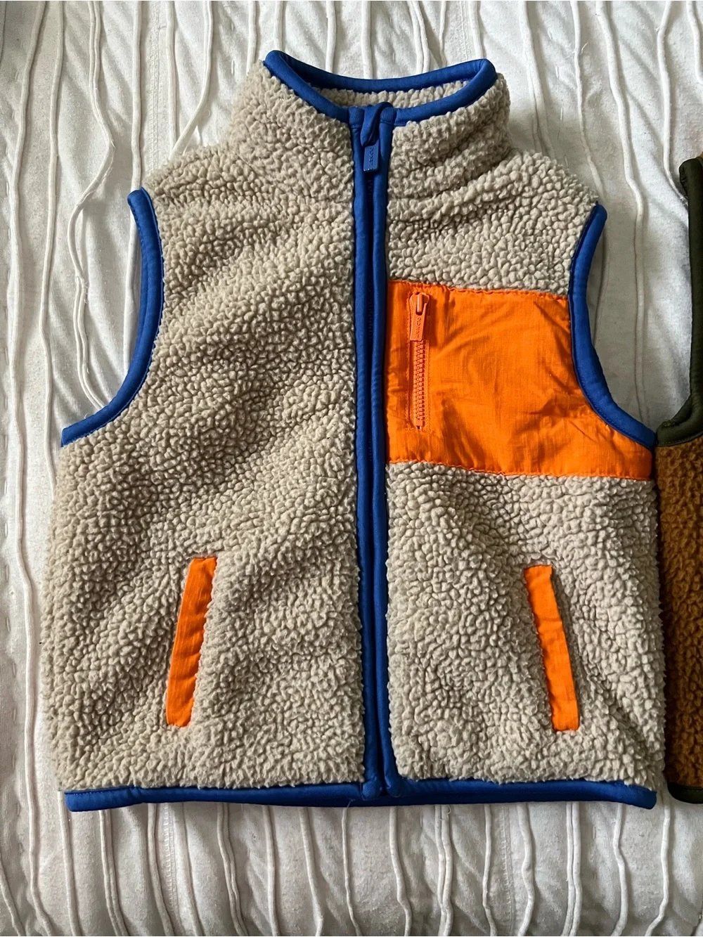 Bundle of Old Navy Fleece Vests 3T